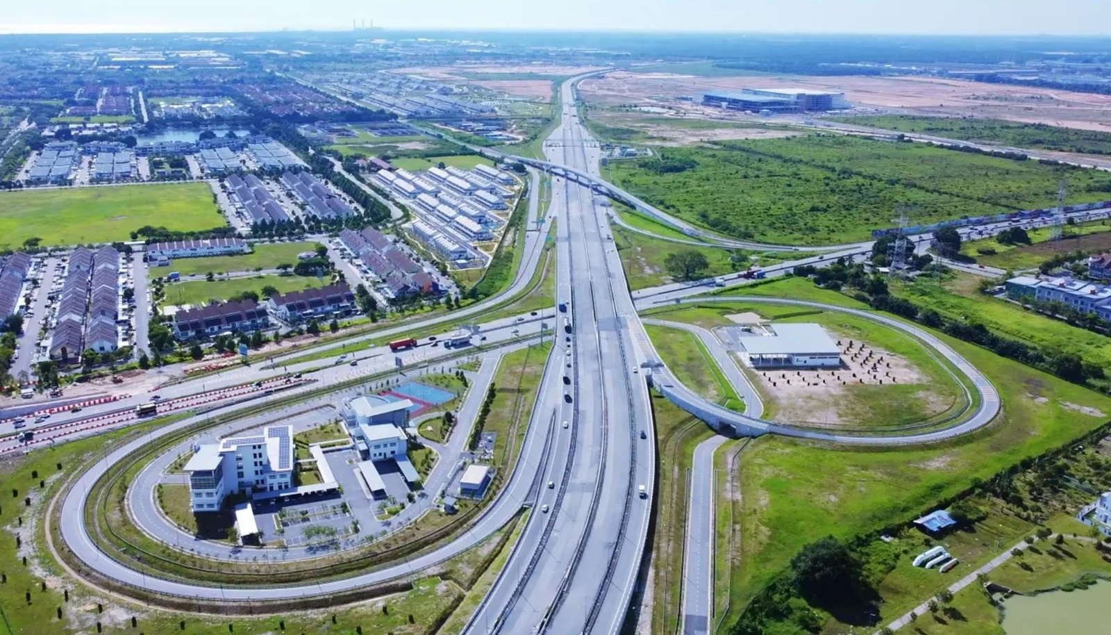 தங்களது நிலத்திலிருந்து வெளியேற மேலும் 2 வாரங்களுக்கு கம்போங் ஜாவா மக்களுக்கு சிலாங்கூர் அரசு அனுமதி