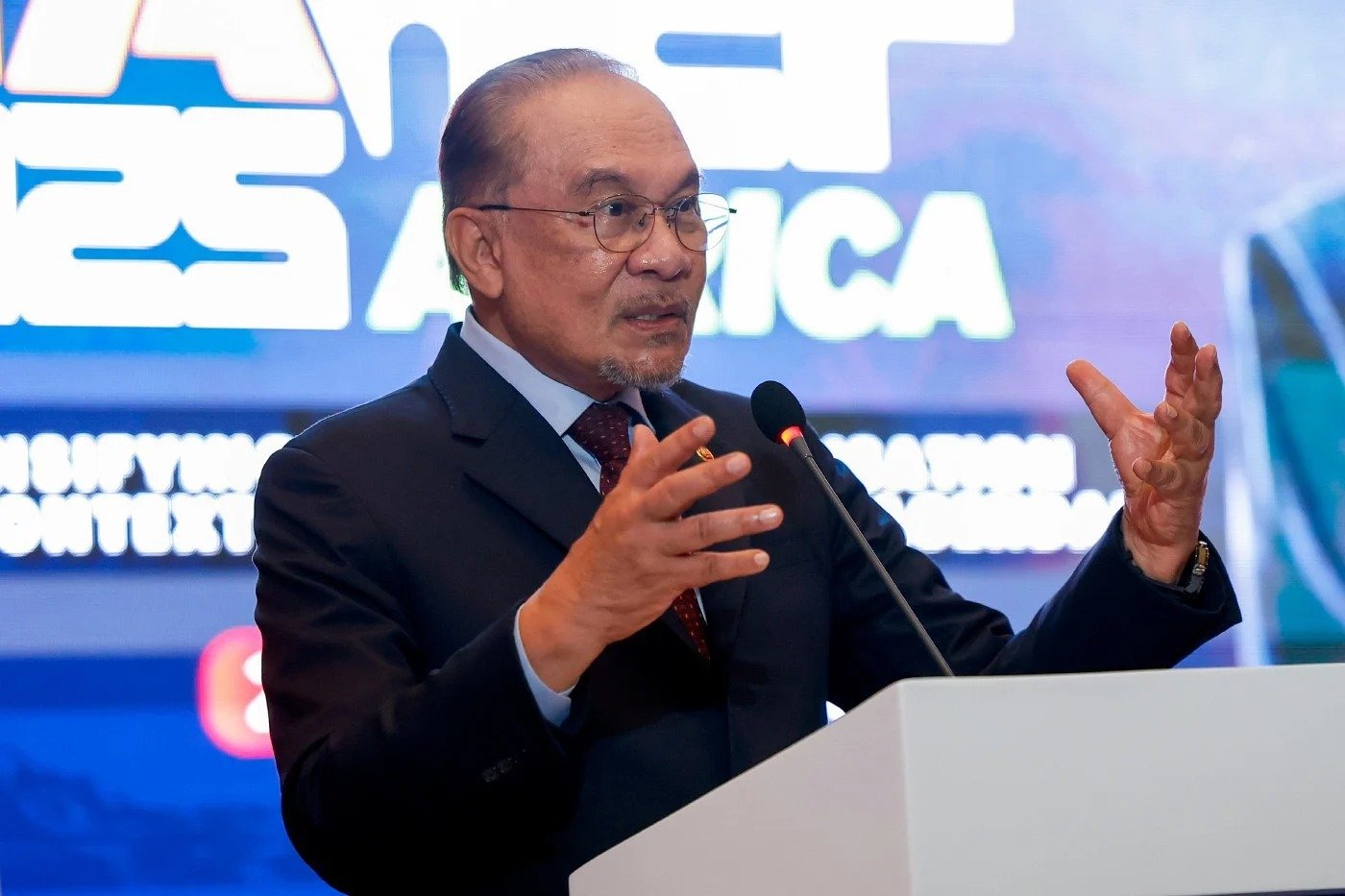 பிரதமர் அன்வார்: பெரிய அளவிலான அமைச்சரவை மாற்றம் இருக்காது