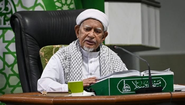 பெரிக்காத்தான் தலைவர் பதவி அகற்றமா? முஹிடின் கருத்தை மறுக்கும் ஹாடி அவாங்