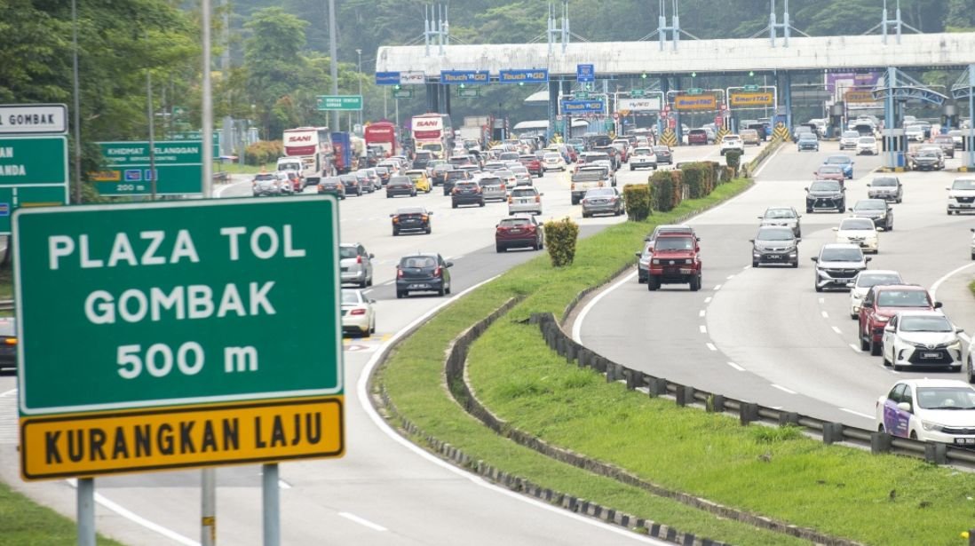 மக்கள் சுமையை குறைக்க டோல் உயர்வு ஒத்திவைப்பு – பொதுப்பணித்துறை அமைச்சர்