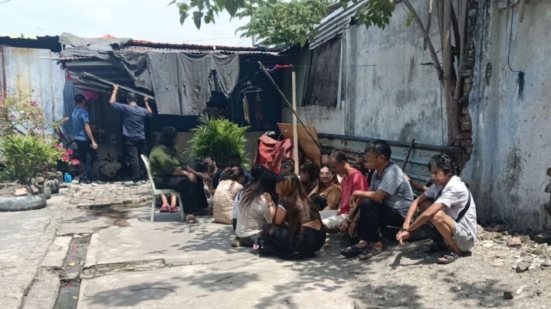 கிள்ளானில் விபச்சார மையத்தில் அதிரடி சோதனை; 23 பேர் கைது