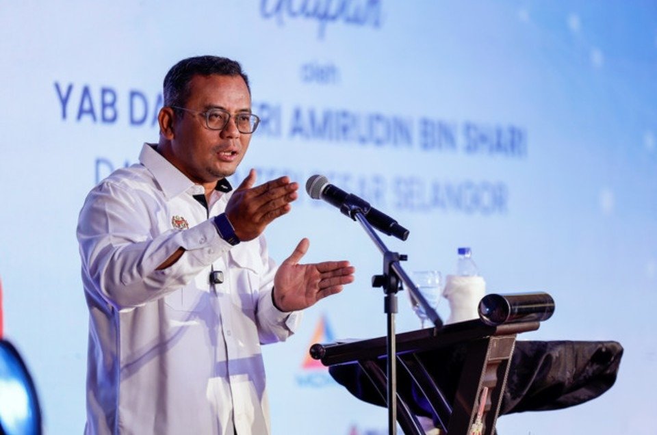 சிலாங்கூரில் பன்றிப் பண்ணைகளுக்கு இனி உரிமம் இல்லை – அமிருடின்