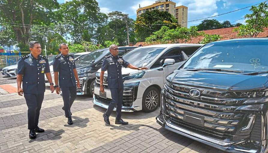 RM1.1 மில்லியன் மதிப்புள்ள குளோன் கார்கள் பறிமுதல் – புக்கிட் அமான் குற்றப்புலனாய்வு துறை