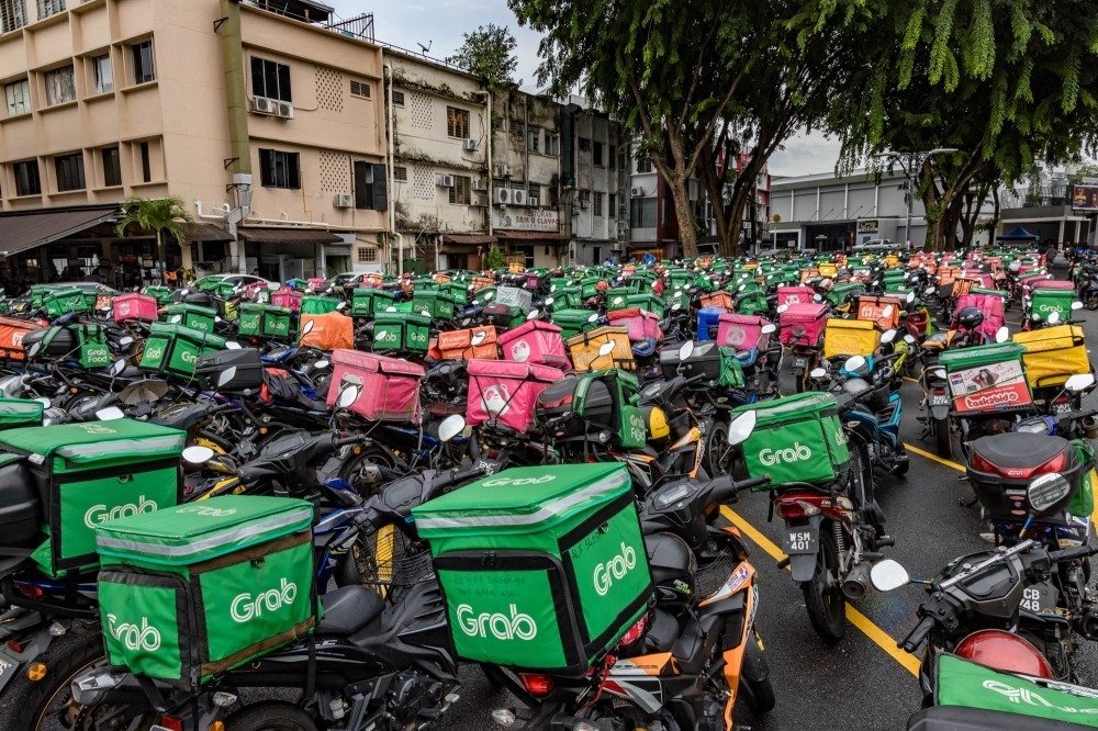 கிக் தொழிலாளர் சட்டம் 2025; கிக் தொழிலாளர்களுக்குக் கட்டாய சமூக பாதுகாப்புப் பங்களிப்பு
