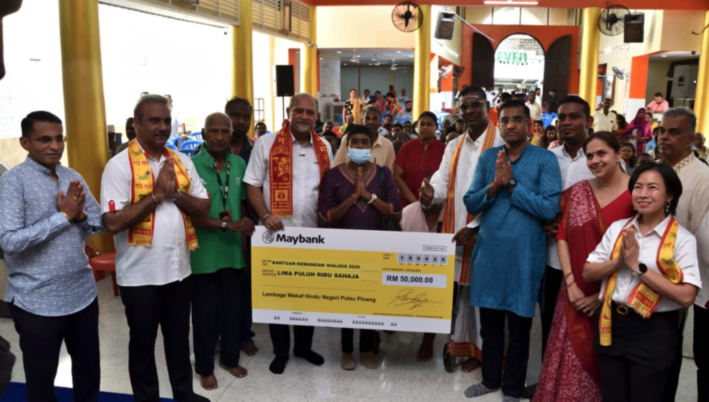 கோபிந்த் சிங் முன்னிலையில் 50 சிறுநீரக நோயாளிகளுக்கு LWHPP தலா 1,000 ரிங்கிட் உதவி