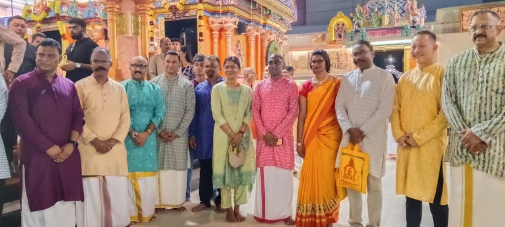 219-ஆவது போலீஸ் தினம்: ஜோகூர் பாருவில் சிறப்பு இந்து சமய வழிபாடு – டத்தோ குமார் பங்கேற்பு