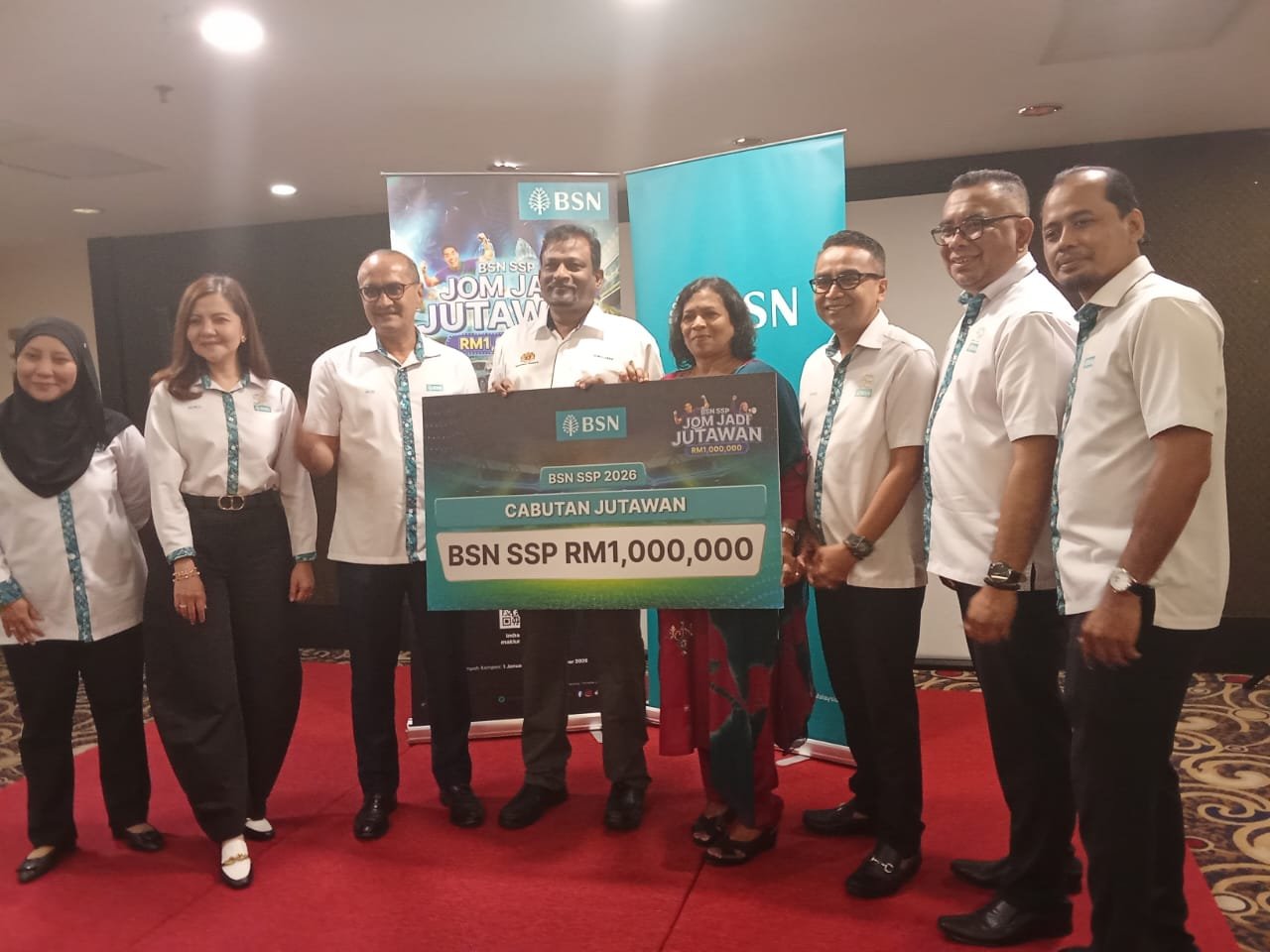 BSN குலுக்களில் ஆசிரியர் முனிசுரன் மணியம் RM10 லட்சம் பரிசுத் தொகையை வென்றார்