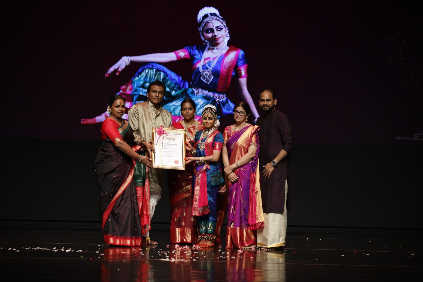 11 வயது பரதநாட்டிய நட்சத்திரம் தன்வியின் பிரமாண்ட அரங்கேற்றம்: பார்வையாளர்களை கவர்ந்த கலைநிகழ்ச்சி